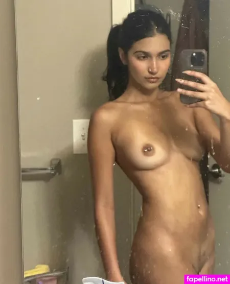 Lola Sobunos Lolaxcxs OnlyFans Thumbnail #wPddTyS04P