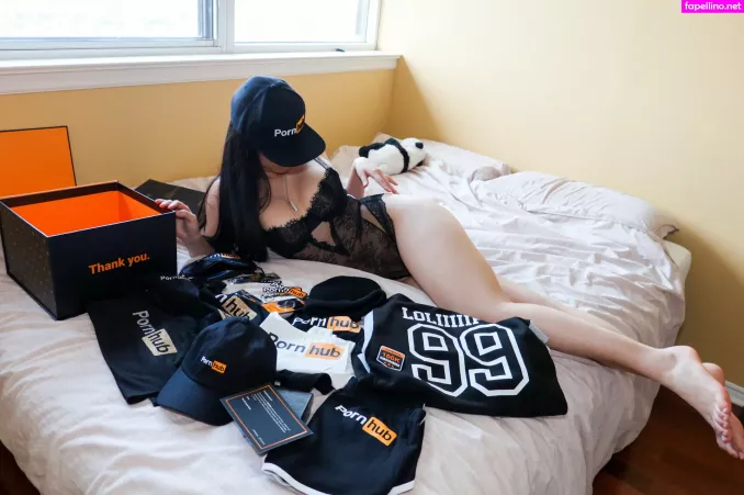 Lola Soda Vids OnlyFans Thumbnail #W8fbtLp4FY