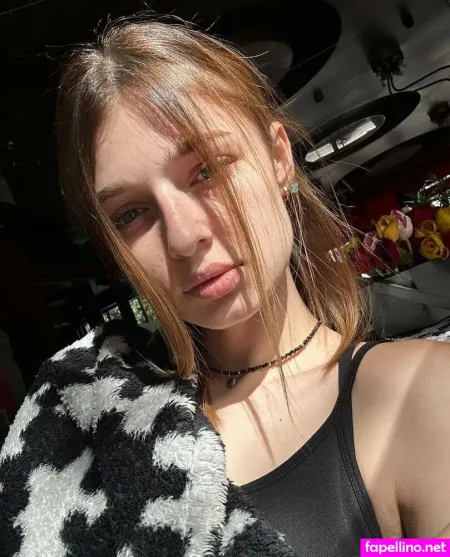 Lola Sw OnlyFans Thumbnail #6xTRYH7s71