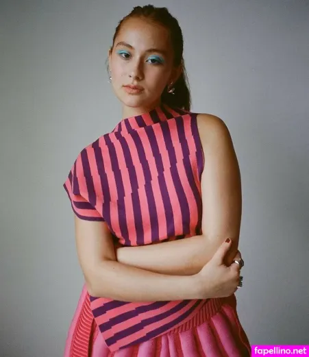 Lola Tung OnlyFans Thumbnail #Tq40VCPEHm