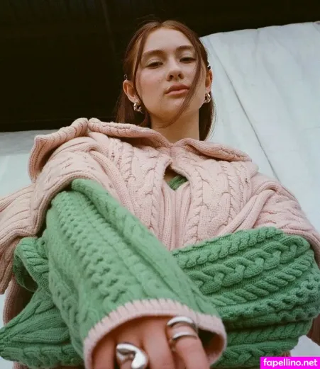 Lola Tung OnlyFans Thumbnail #VKw0vL9rti