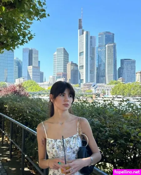 Lola Willow OnlyFans Thumbnail #tKt5n4zzI9
