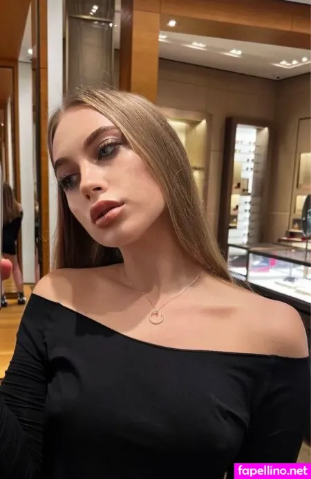 Lolaa Fans OnlyFans Thumbnail #iAvbfI4Ngp