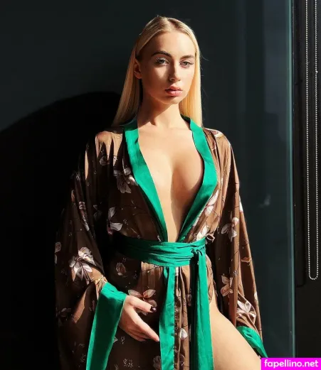 Lolaa Fansvip OnlyFans Thumbnail #VDrS4EIEea
