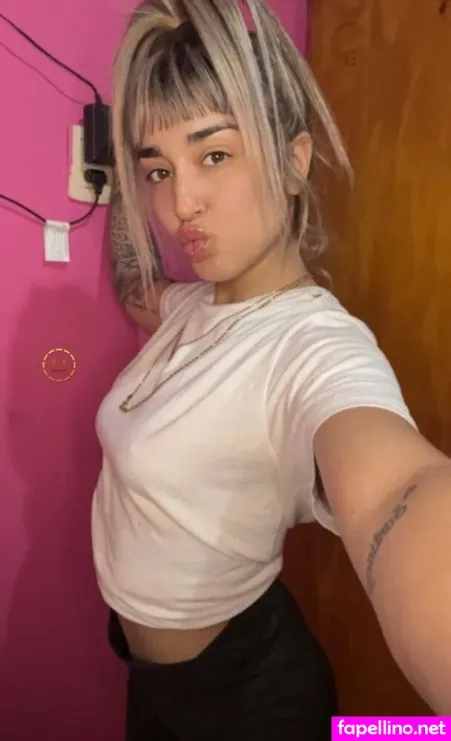 Lolaa989 OnlyFans Thumbnail #7xvQ0DZW5y