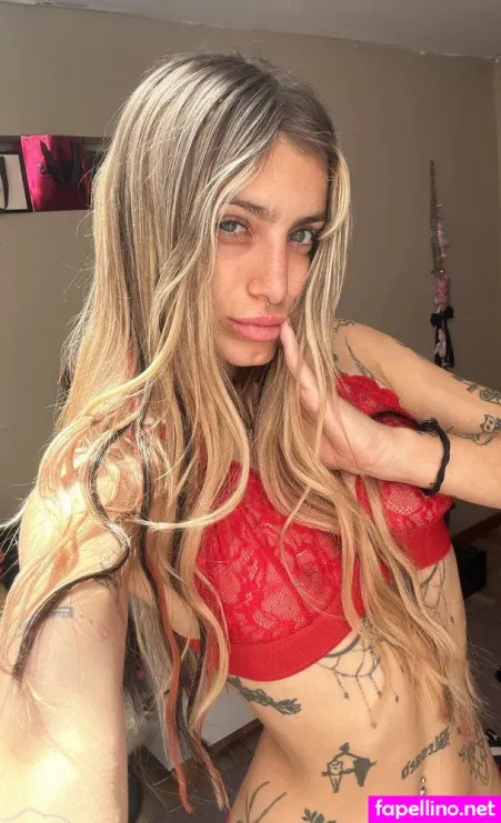 Lolaaaesx2006 OnlyFans Thumbnail #MrPC4UGzed