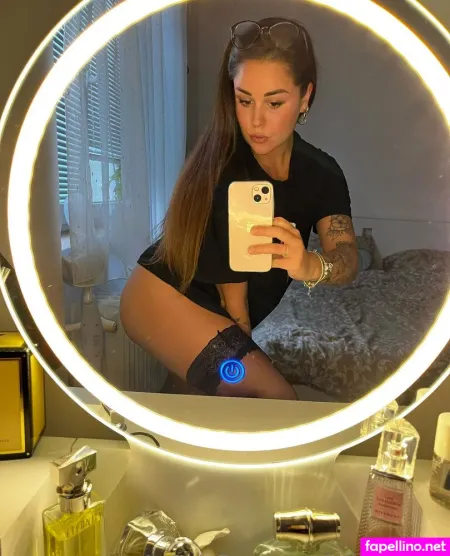 Lolaamor98 OnlyFans Thumbnail #RmatwP318A