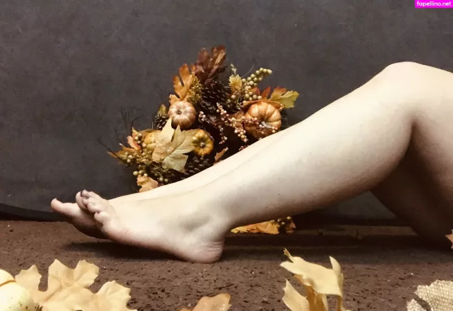 Lolaautumnxo OnlyFans Thumbnail #7kM1mSUzAN