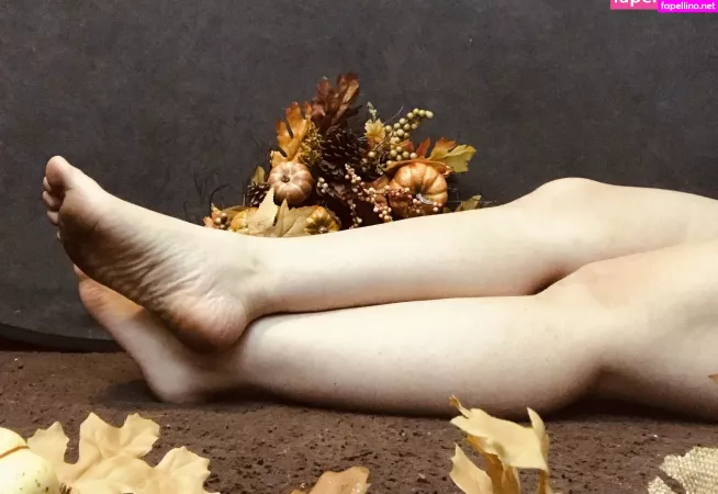 Lolaautumnxo OnlyFans Thumbnail #QDDSe22iXu