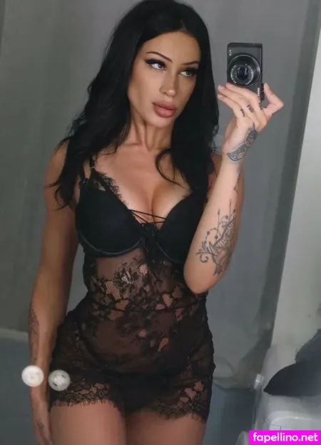 Lolabellx OnlyFans Thumbnail #E7Y827Xr5a