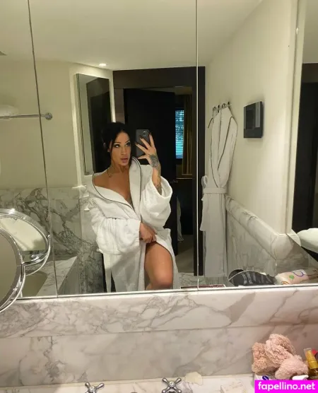 Lolabellx OnlyFans Thumbnail #uLFBYCvM60