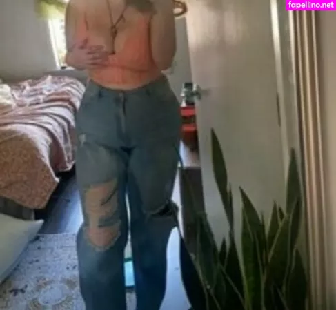 Lolabotomy OnlyFans Thumbnail #0IpxPUfNZ5