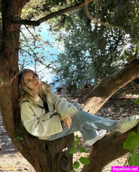 Lolabrain OnlyFans Thumbnail #7uVOoKLbjk