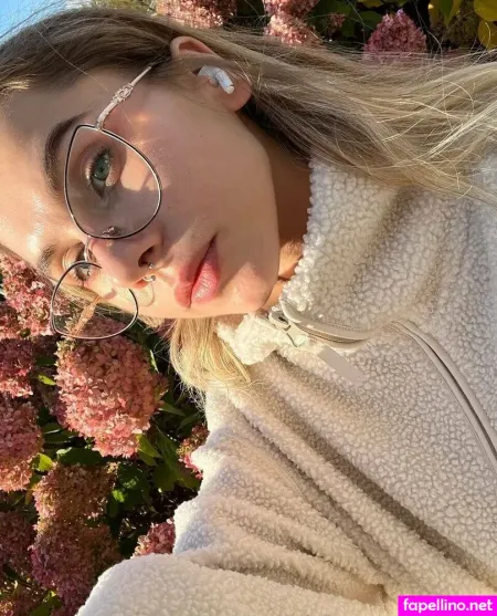 Lolabrain OnlyFans Thumbnail #8foiqVHi2q