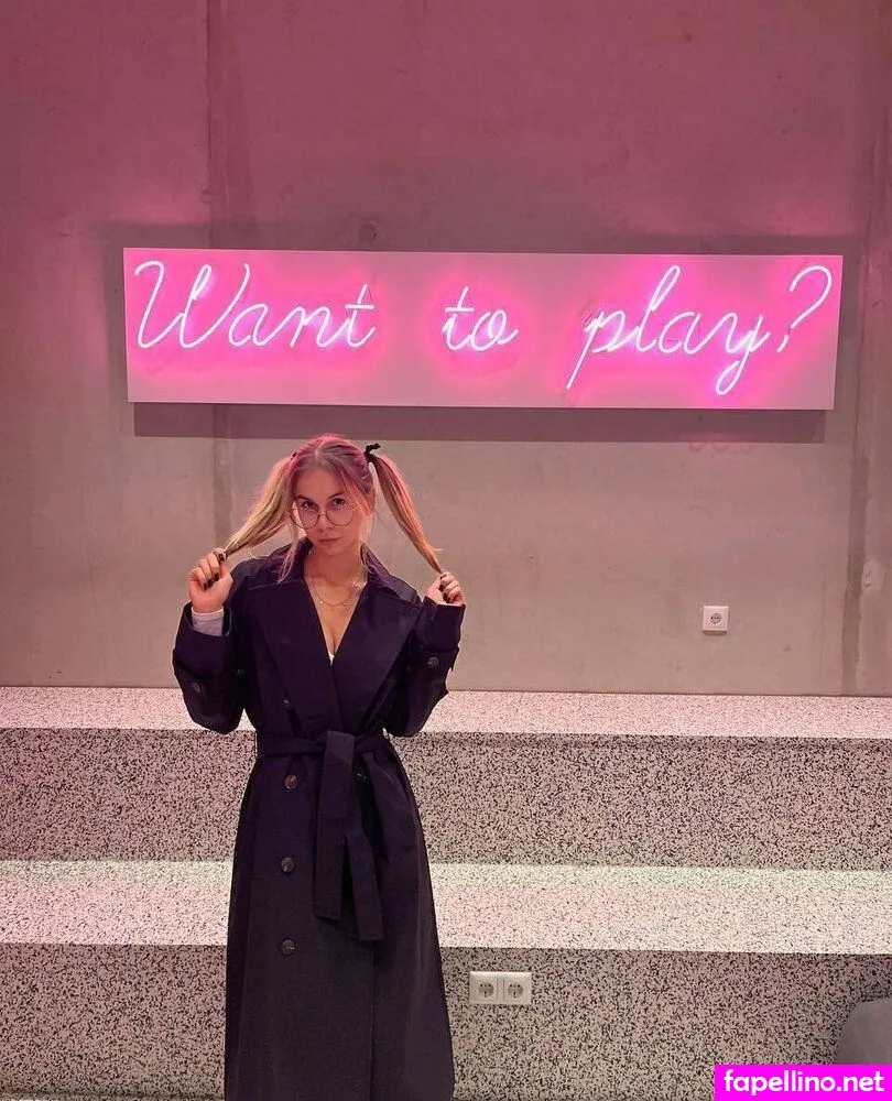 lolabrain, lolabrain2020 Nude Leaked OnlyFans Photo #C4i5W05fYq