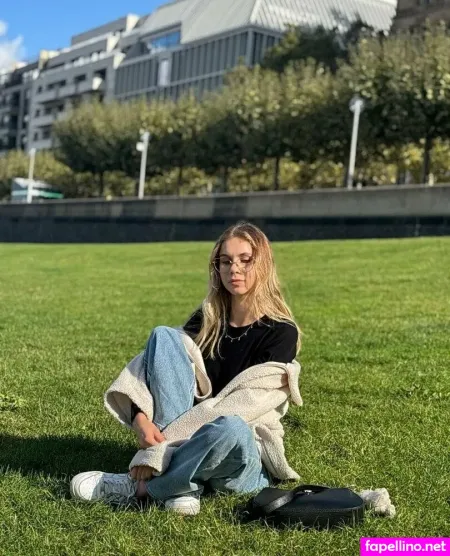 Lolabrain OnlyFans Thumbnail #OE8AGG4HPI