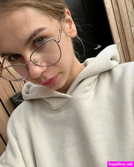 Lolabrain OnlyFans Thumbnail #RD6gnwAYVy