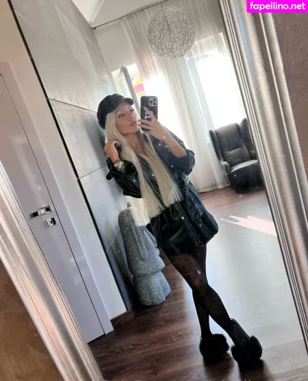 Lolaellemodel OnlyFans Thumbnail #fZrDJtOYjq