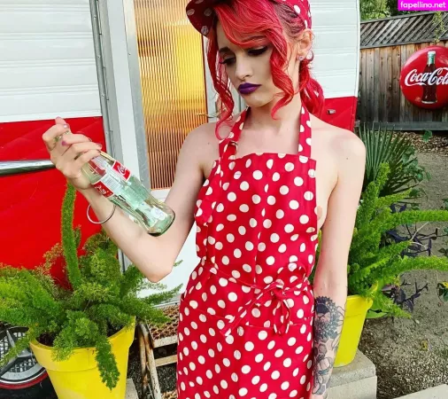 Lolafae OnlyFans Thumbnail #MvWbtkfkrU