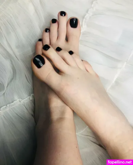 Lolafootx OnlyFans Thumbnail #46oBdXcW6I