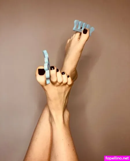 Lolafootx OnlyFans Thumbnail #Woah91AgZq