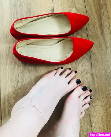 Lolafootx OnlyFans Thumbnail #cVAp1lC77r