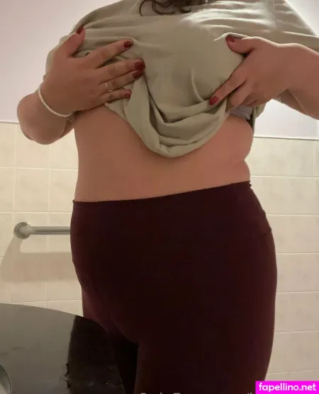 Lolagains OnlyFans Thumbnail #9an9EWybR9