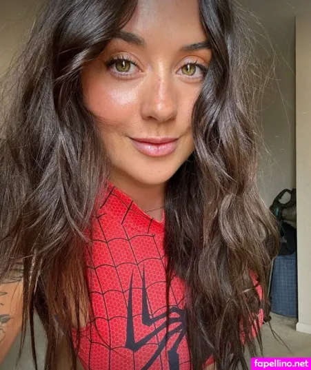 Lolahaleoftv Main Profile Photo