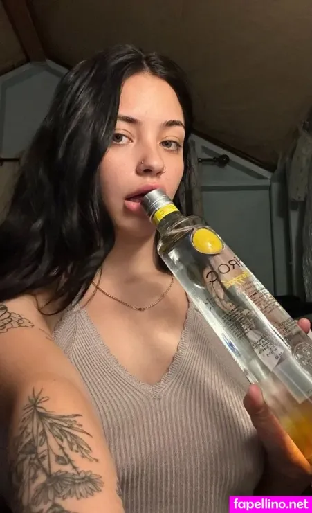 Lolalondon OnlyFans Thumbnail #AcQKNCDFvL