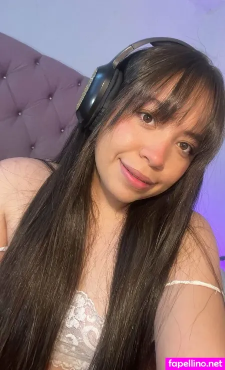 Lolalushme OnlyFans Thumbnail #7nekHN05V3