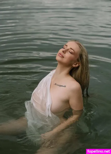 Lolalyy OnlyFans Thumbnail #77Xgkp0BMP