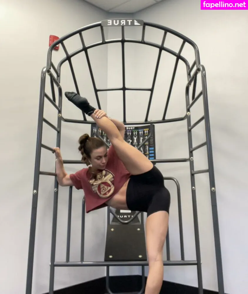 lola, lolamoves Nude Leaked OnlyFans Photo #4rZXGdTxSP