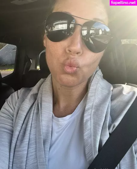 Lolanikolavip OnlyFans Thumbnail #0QOciySg2Y