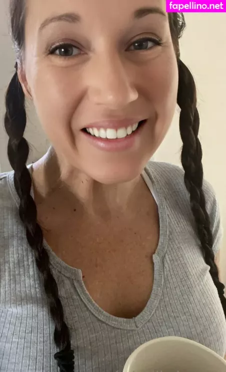 Lolanikolavip OnlyFans Thumbnail #bEIjZtI1Lt