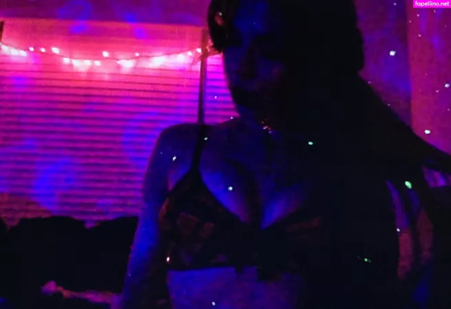 Lolaqueencobra OnlyFans Thumbnail #3gwogeUPPt