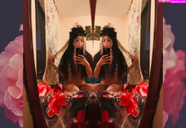 Lolaqueencobra OnlyFans Thumbnail #41qCdFdRkS