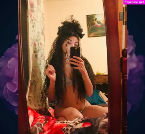 Lolaqueencobra OnlyFans Thumbnail #RBAO9ElUof