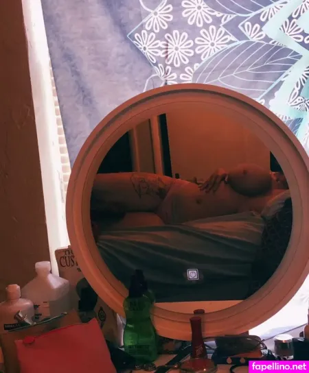 Lolarabbbit OnlyFans Thumbnail #B1kCHAcwrR