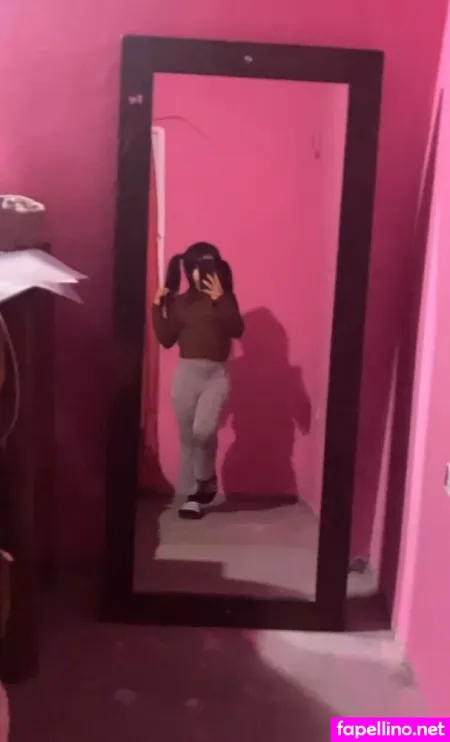 Lolarot OnlyFans Thumbnail #LMdLfFLtWj