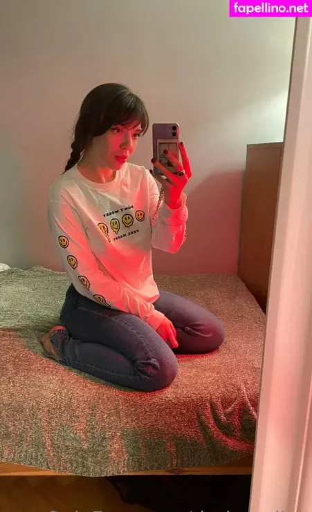 Lolaroycee OnlyFans Thumbnail #cSvR1iRbNj