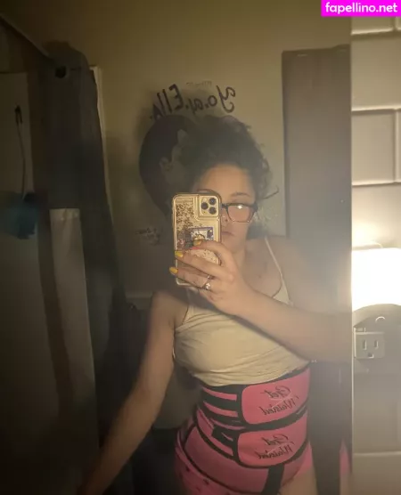 Lolaslimm OnlyFans Thumbnail #OE4gCiDB5a