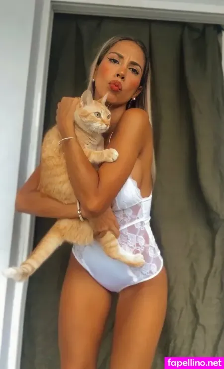 Lolavippp OnlyFans Thumbnail #ZCuYoHS1fC