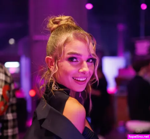 Lolaweippert OnlyFans Thumbnail #4OUOp4HPeD