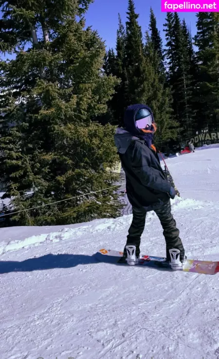 Lolaxsparks OnlyFans Thumbnail #BjAVSBbpPo