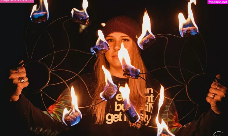 Lolaxsparks OnlyFans Thumbnail #QrtRLfo9N1