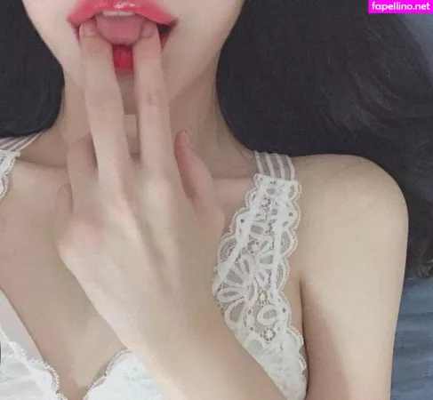 Lolbratnyeo OnlyFans Thumbnail #kDXa3YDwKP