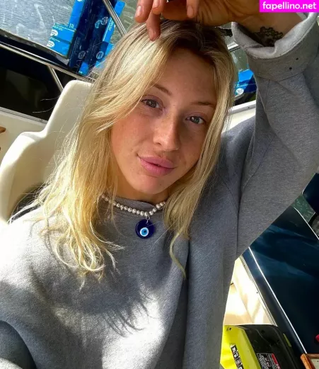 Lolcaughtureye OnlyFans Thumbnail #9Vs3M4SRHj