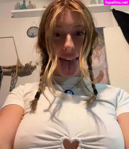 Lolcaughtureye OnlyFans Thumbnail #a9hO07SsB4