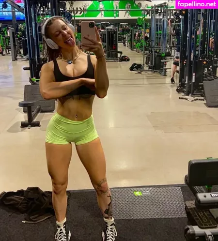 Lolcaughtureye OnlyFans Thumbnail #cefuFbiux9