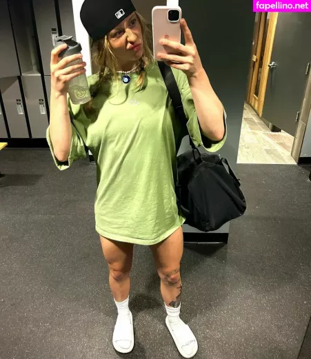 Lolcaughtureye OnlyFans Thumbnail #qfgVyy1vci